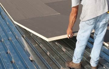 benefits of insulating Llanfair Kilgeddin flat roofing